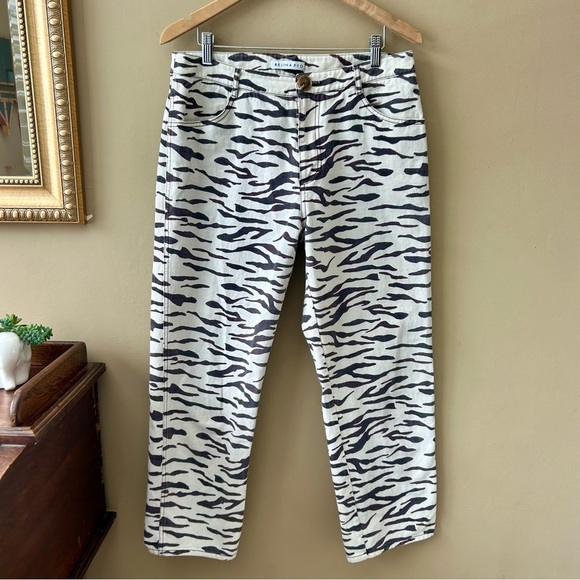 Rejina Pyo Sofia Tiger Print Straight Leg Jeans High Rise UK Size 10 / US Size 6 - Picture 4 of 15